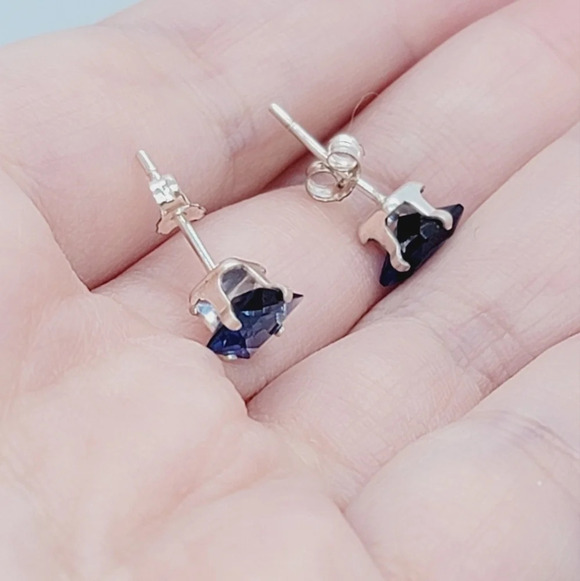 New Dark Blue Square CZ Earrings - Picture 3 of 6